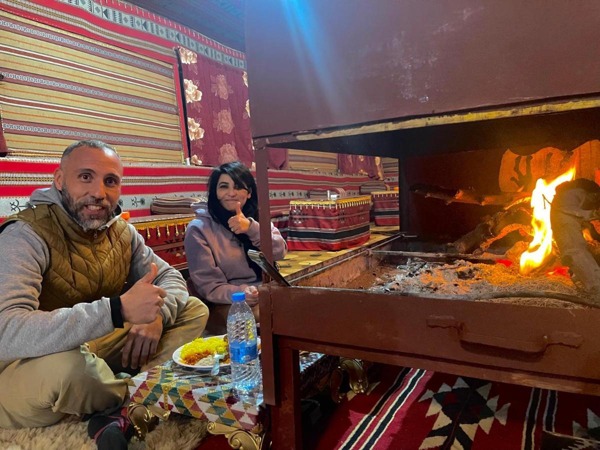 Wadi Rum Meteorite Camp Exterior photo