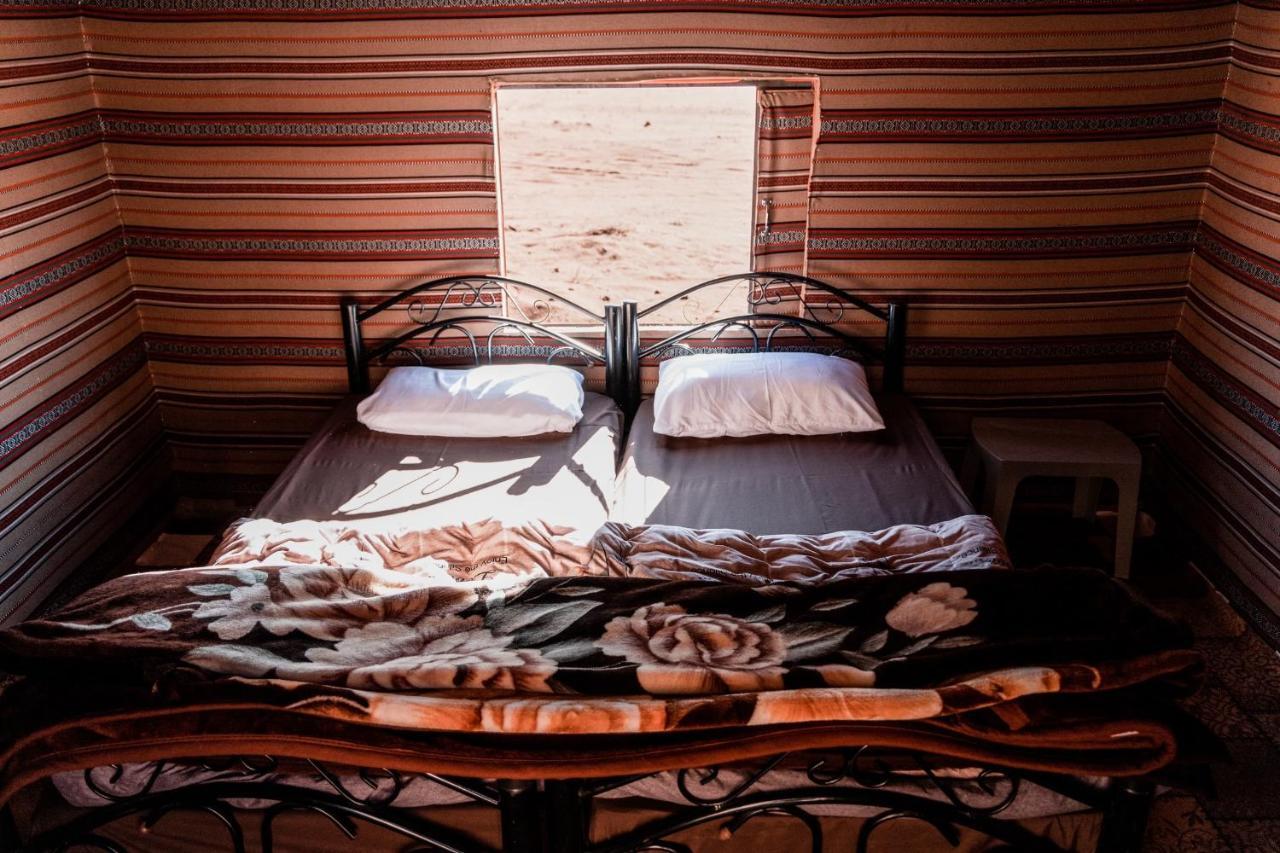 Wadi Rum Meteorite Camp Bed & Breakfast Exterior photo